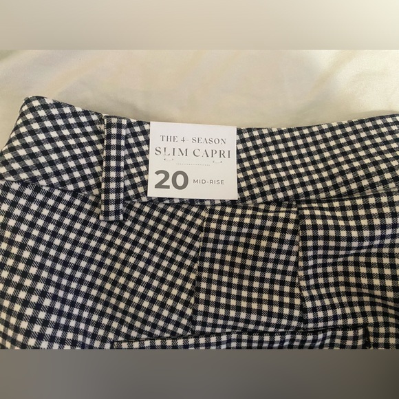 The 4 Season, Slim Capri, 20 Mid rise - Picture 8 of 8